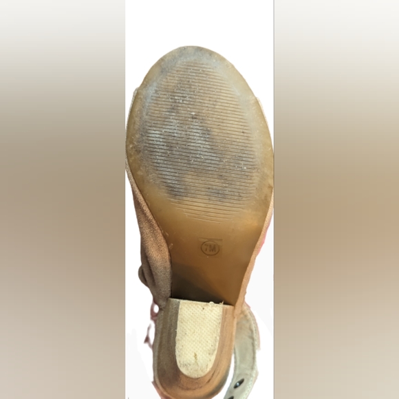 EUC Coconuts by Matisse tan faux suede button ankle strap fringe peep toe heels - Picture 2 of 11